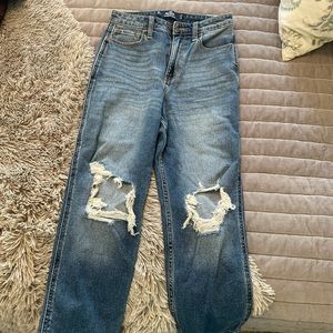Hollister ripped blue jeans. Never worn
